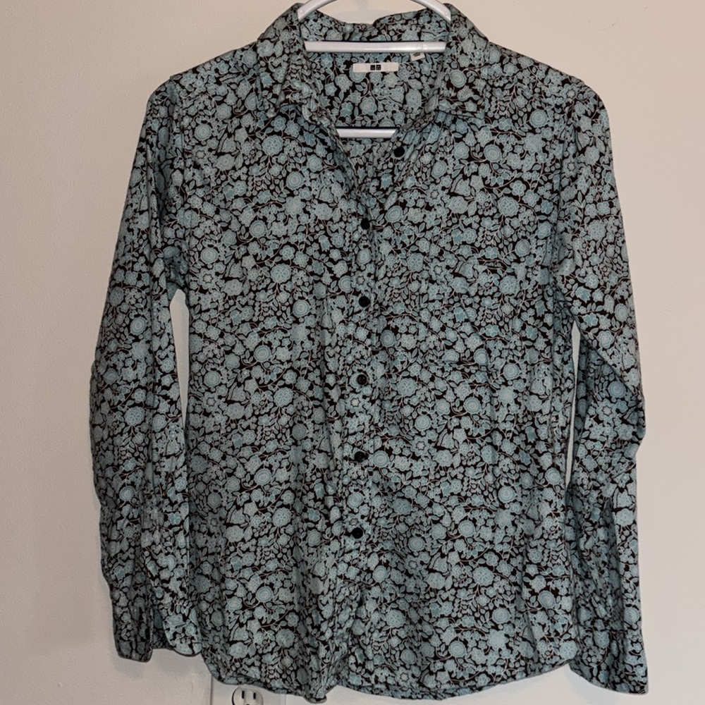Uniqlo Floral Printed Long-Sleeve Button Down Shirt, Size M/4